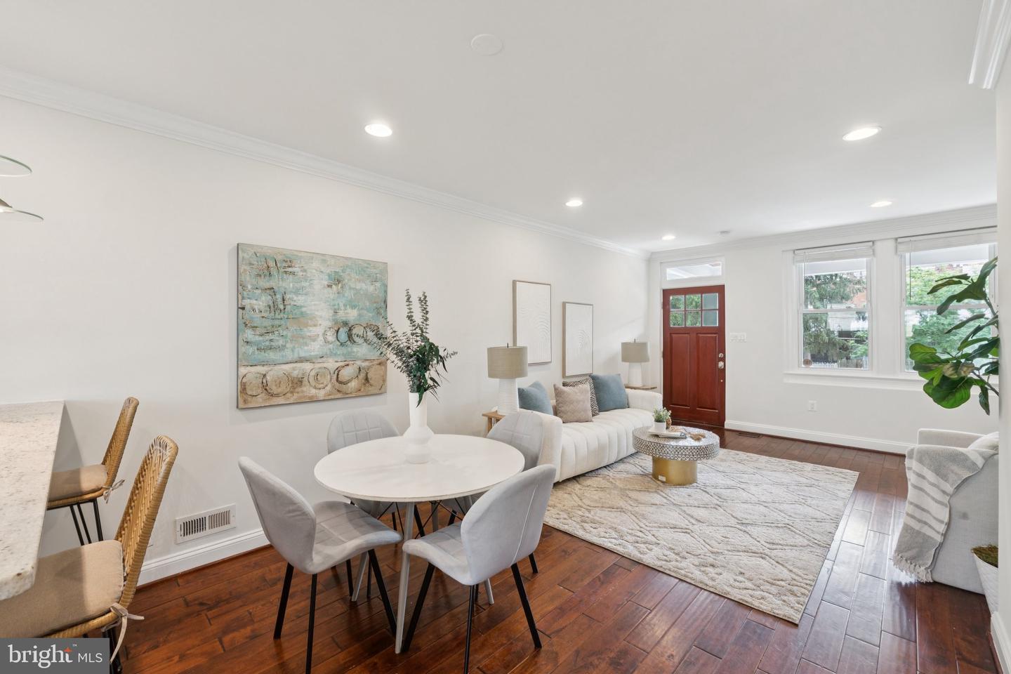5132 7TH ST NW, WASHINGTON, District Of Columbia 20011, 3 Bedrooms Bedrooms, ,3 BathroomsBathrooms,Residential,For sale,5132 7TH ST NW,DCDC2211794 MLS # DCDC2211794