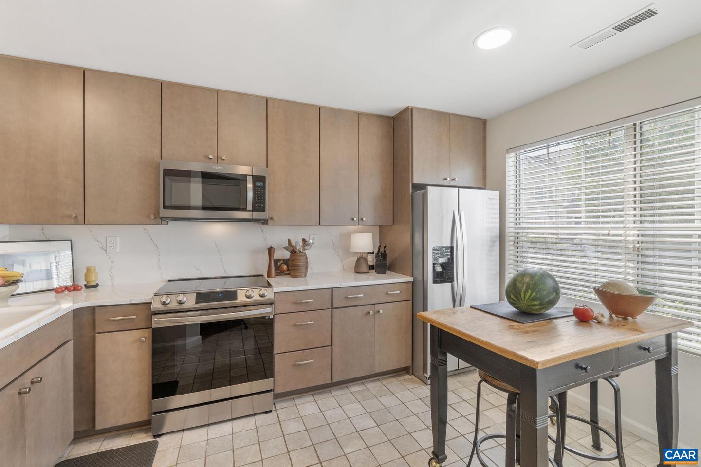 1371 LE PARC TER, CHARLOTTESVILLE, Virginia 22901, 2 Bedrooms Bedrooms, ,2 BathroomsBathrooms,Residential,For sale,1371 LE PARC TER,667058 MLS # 667058