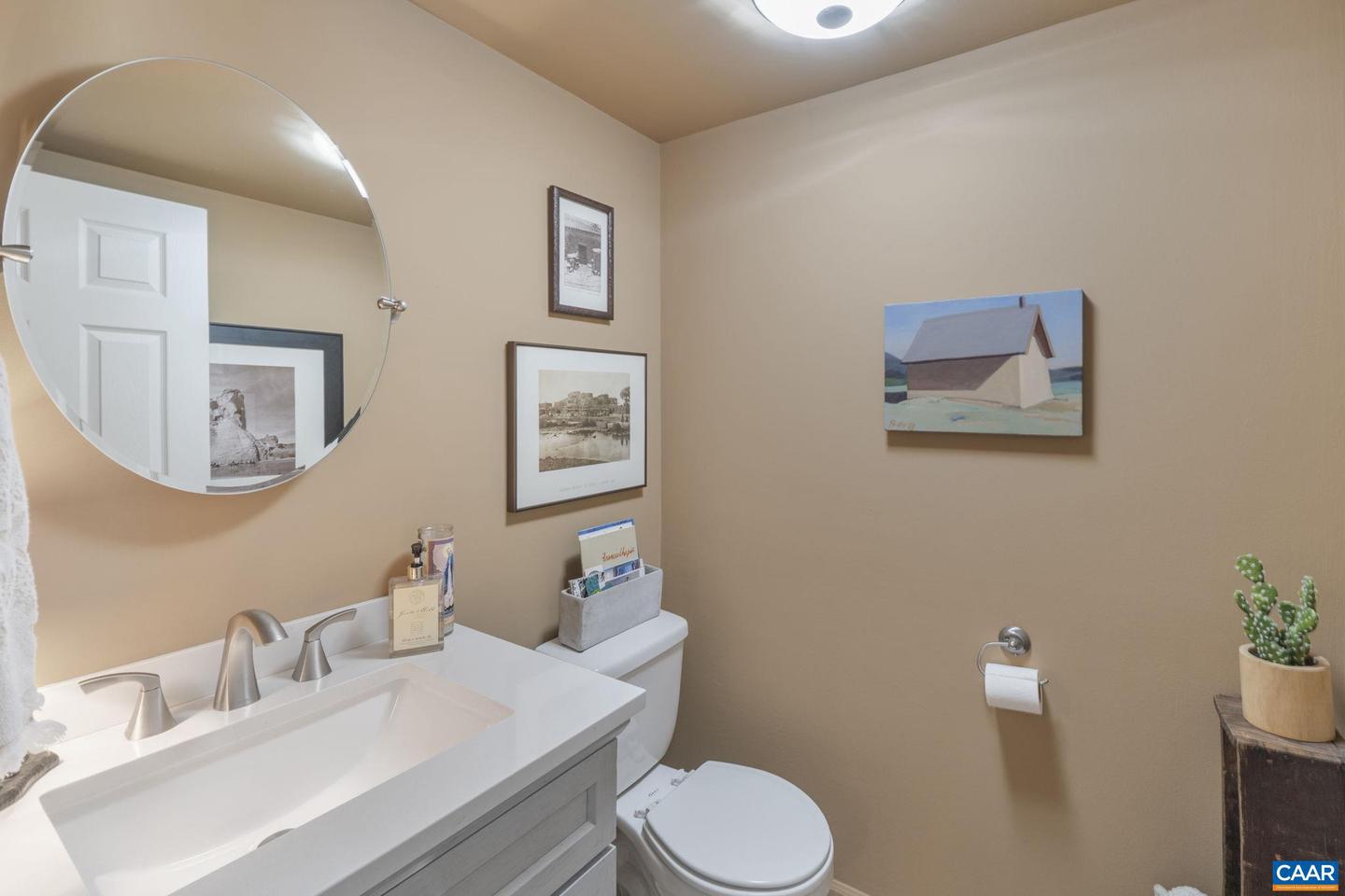 1371 LE PARC TER, CHARLOTTESVILLE, Virginia 22901, 2 Bedrooms Bedrooms, ,2 BathroomsBathrooms,Residential,For sale,1371 LE PARC TER,667058 MLS # 667058
