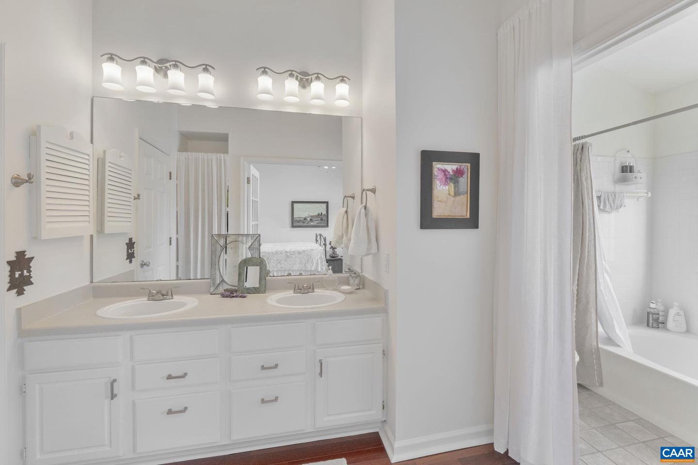 1371 LE PARC TER, CHARLOTTESVILLE, Virginia 22901, 2 Bedrooms Bedrooms, ,2 BathroomsBathrooms,Residential,For sale,1371 LE PARC TER,667058 MLS # 667058