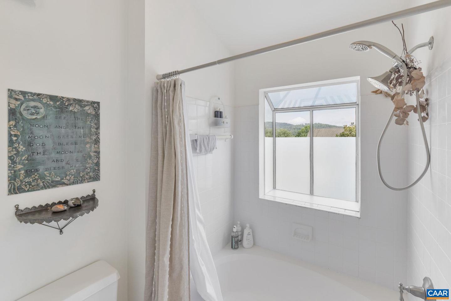 1371 LE PARC TER, CHARLOTTESVILLE, Virginia 22901, 2 Bedrooms Bedrooms, ,2 BathroomsBathrooms,Residential,For sale,1371 LE PARC TER,667058 MLS # 667058
