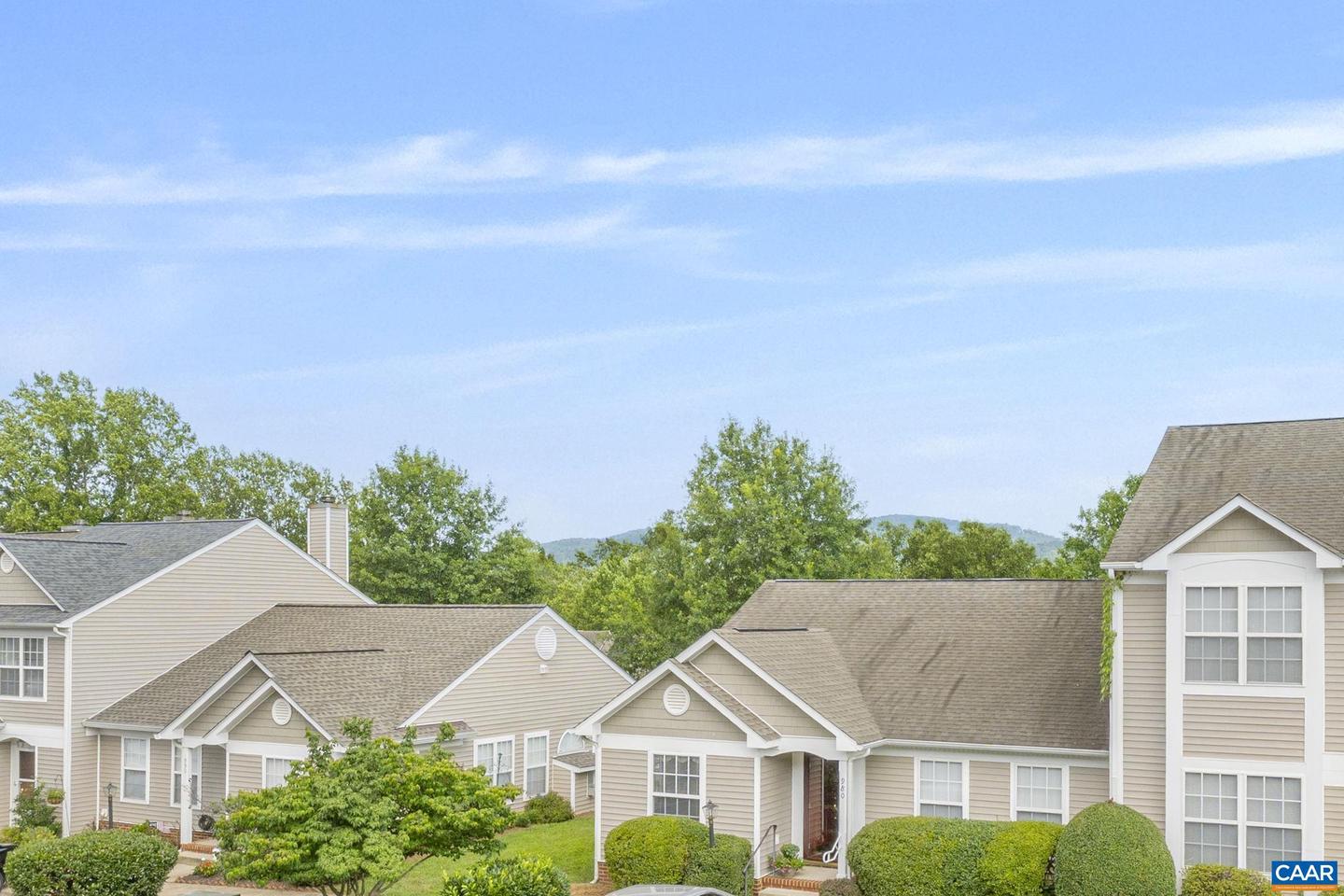 1371 LE PARC TER, CHARLOTTESVILLE, Virginia 22901, 2 Bedrooms Bedrooms, ,2 BathroomsBathrooms,Residential,For sale,1371 LE PARC TER,667058 MLS # 667058