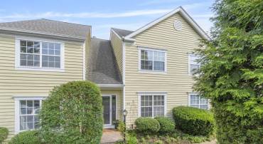 1371 LE PARC TER, CHARLOTTESVILLE, Virginia 22901, 2 Bedrooms Bedrooms, ,2 BathroomsBathrooms,Residential,For sale,1371 LE PARC TER,667058 MLS # 667058