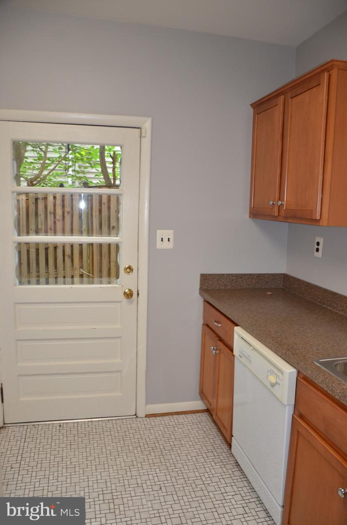 2713 24TH RD S #A & B, ARLINGTON, Virginia 22206, ,Land,For sale,2713 24TH RD S #A & B,VAAR2061312 MLS # VAAR2061312