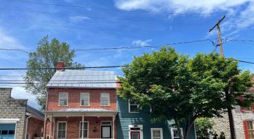 209 S BRADDOCK ST, WINCHESTER, Virginia 22601, 2 Bedrooms Bedrooms, ,2 BathroomsBathrooms,Residential,For sale,209 S BRADDOCK ST,VAWI2008014 MLS # VAWI2008014