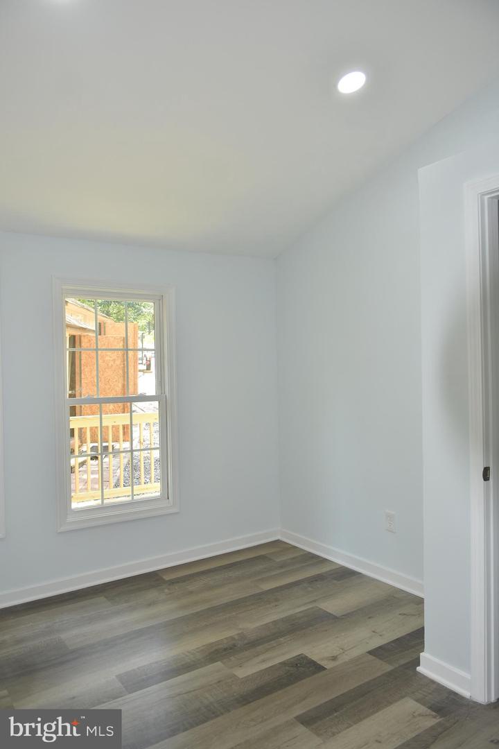 6513 DEERSKIN DR, FREDERICKSBURG, Virginia 22407, 5 Bedrooms Bedrooms, ,2 BathroomsBathrooms,Residential,For sale,6513 DEERSKIN DR,VASP2034336 MLS # VASP2034336