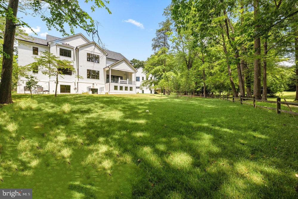 2109 ELLIOTT AVE, MCLEAN, Virginia 22101, 6 Bedrooms Bedrooms, ,6 BathroomsBathrooms,Residential,For sale,2109 ELLIOTT AVE,VAFX2254664 MLS # VAFX2254664
