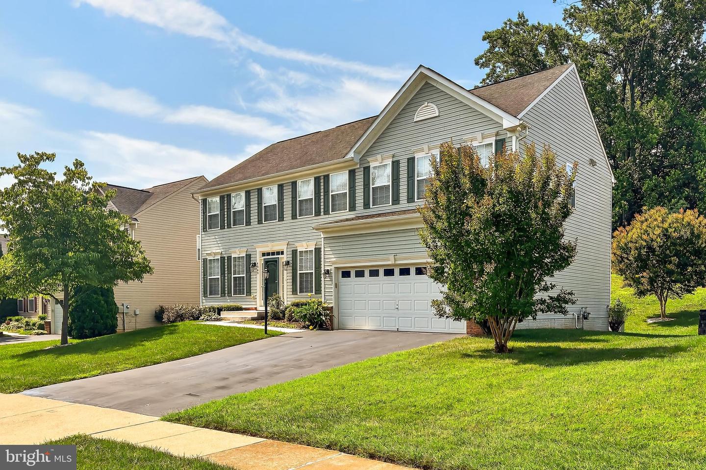 4369 GEORGE FRYE CIR, WOODBRIDGE, Virginia 22193, 5 Bedrooms Bedrooms, ,5 BathroomsBathrooms,Residential,For sale,4369 GEORGE FRYE CIR,VAPW2099370 MLS # VAPW2099370