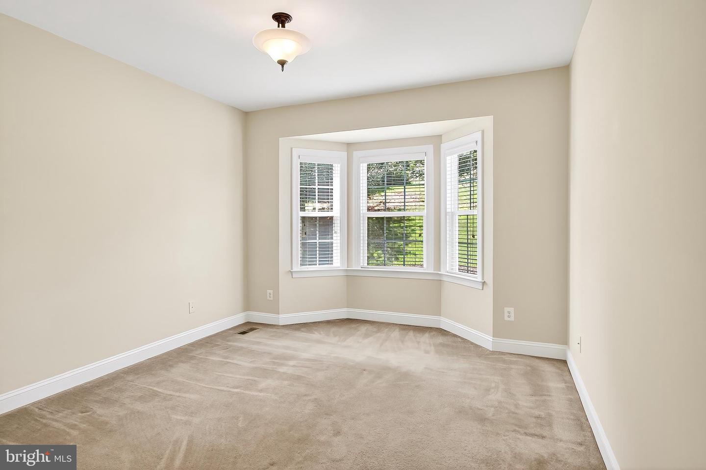 4369 GEORGE FRYE CIR, WOODBRIDGE, Virginia 22193, 5 Bedrooms Bedrooms, ,5 BathroomsBathrooms,Residential,For sale,4369 GEORGE FRYE CIR,VAPW2099370 MLS # VAPW2099370