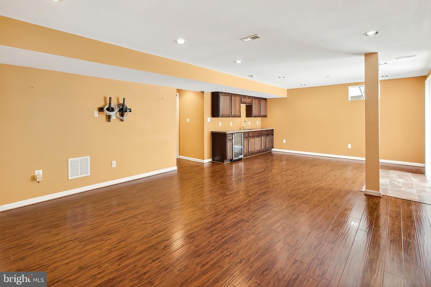 4369 GEORGE FRYE CIR, WOODBRIDGE, Virginia 22193, 5 Bedrooms Bedrooms, ,5 BathroomsBathrooms,Residential,For sale,4369 GEORGE FRYE CIR,VAPW2099370 MLS # VAPW2099370