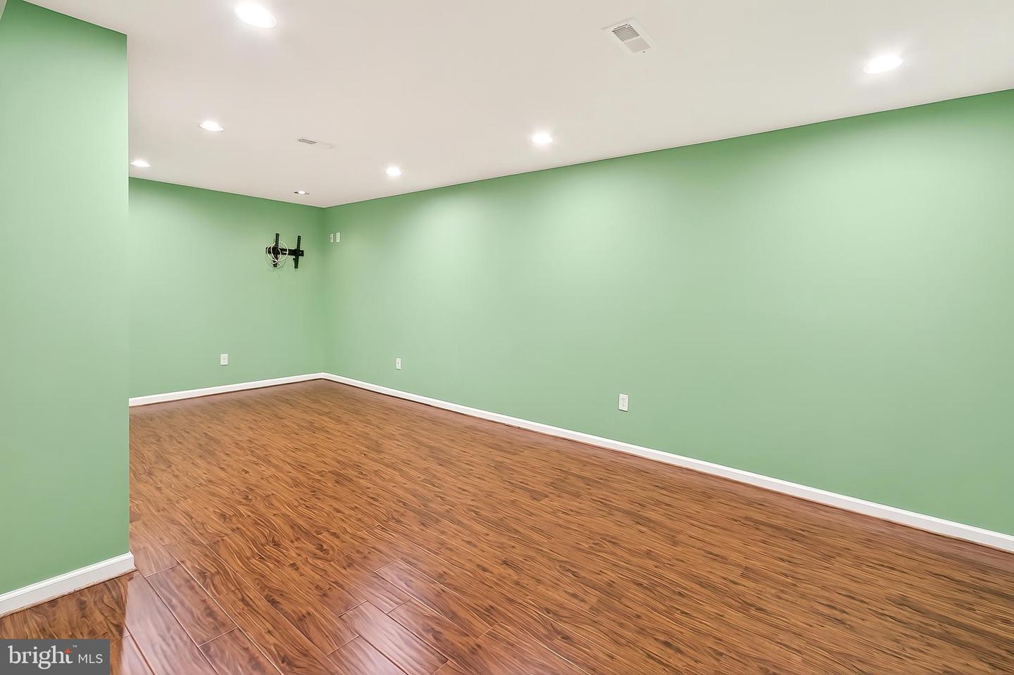 4369 GEORGE FRYE CIR, WOODBRIDGE, Virginia 22193, 5 Bedrooms Bedrooms, ,5 BathroomsBathrooms,Residential,For sale,4369 GEORGE FRYE CIR,VAPW2099370 MLS # VAPW2099370
