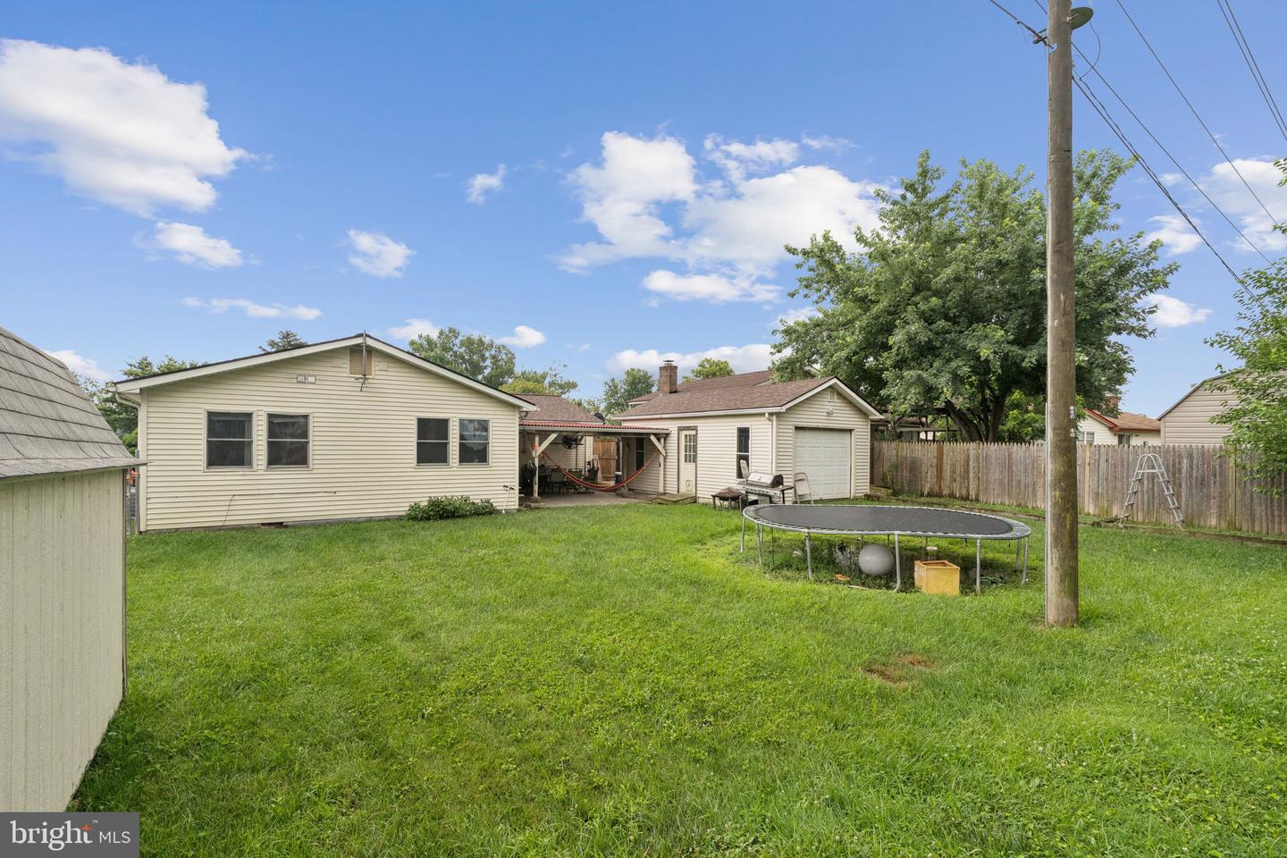805 N YORK RD, STERLING, Virginia 20164, 5 Bedrooms Bedrooms, ,3 BathroomsBathrooms,Residential,For sale,805 N YORK RD,VALO2102820 MLS # VALO2102820