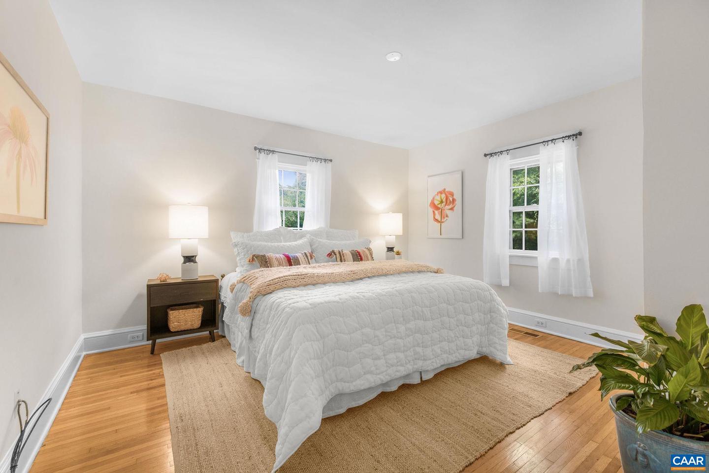 3962 IVY RD, CHARLOTTESVILLE, Virginia 22903, 2 Bedrooms Bedrooms, ,1 BathroomBathrooms,Residential,For sale,3962 IVY RD,667047 MLS # 667047
