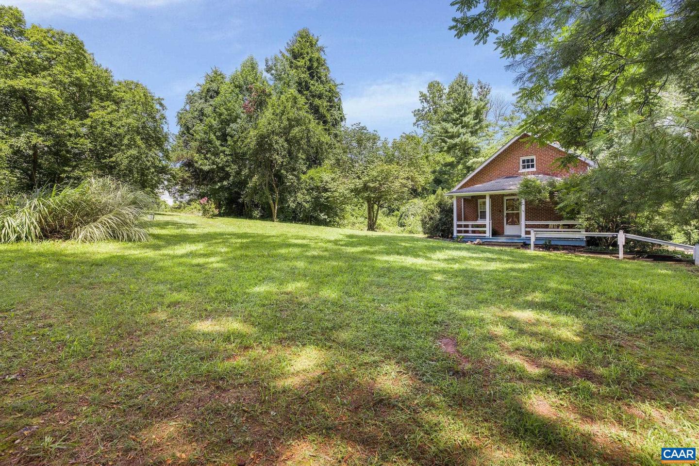 3962 IVY RD, CHARLOTTESVILLE, Virginia 22903, 2 Bedrooms Bedrooms, ,1 BathroomBathrooms,Residential,For sale,3962 IVY RD,667047 MLS # 667047