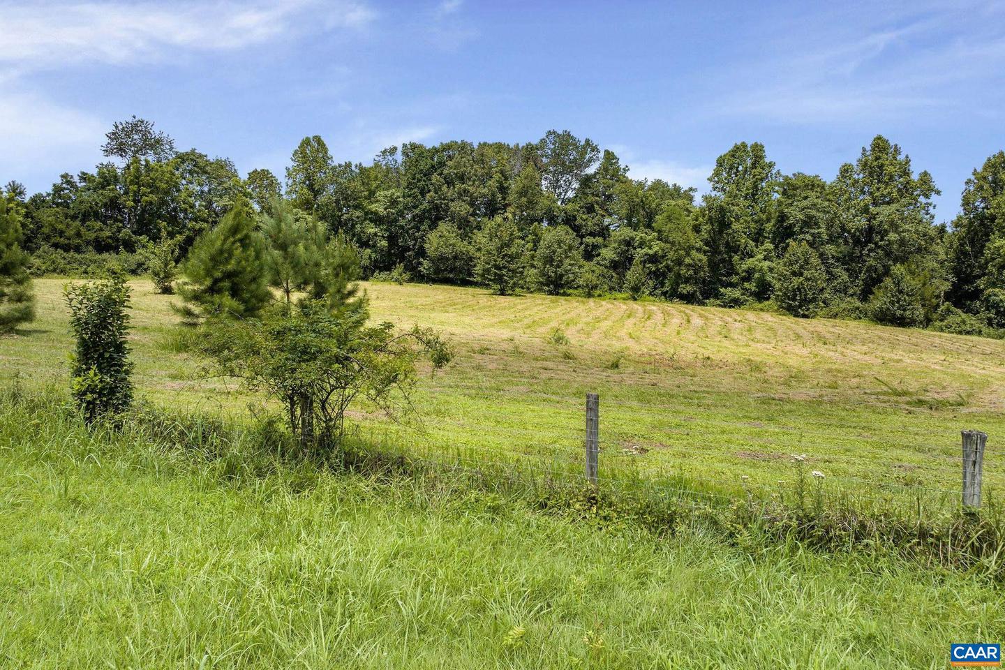 3962 IVY RD, CHARLOTTESVILLE, Virginia 22903, 2 Bedrooms Bedrooms, ,1 BathroomBathrooms,Residential,For sale,3962 IVY RD,667047 MLS # 667047
