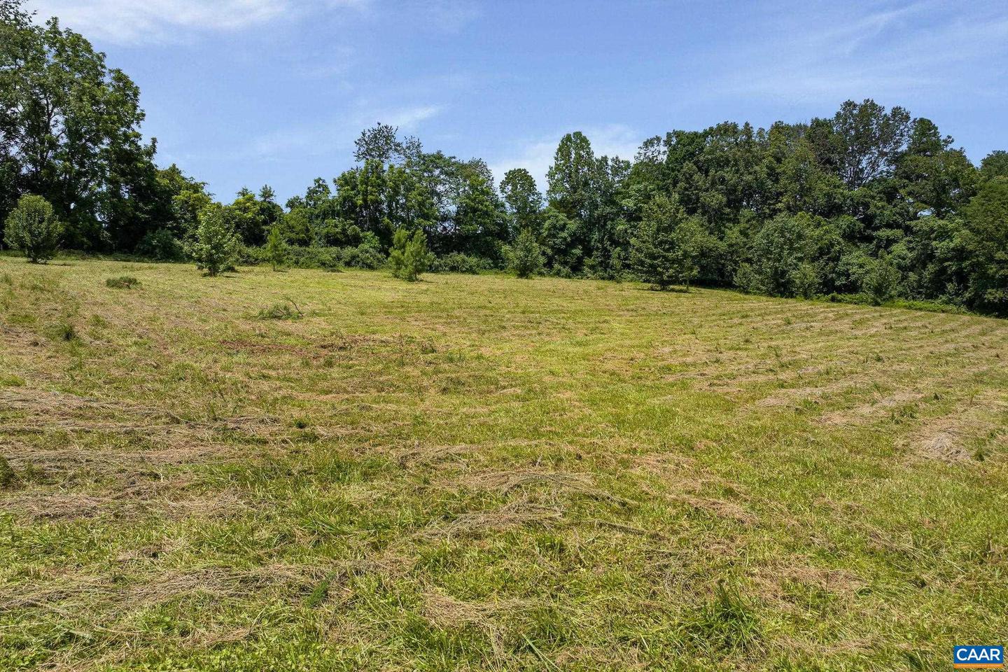 3962 IVY RD, CHARLOTTESVILLE, Virginia 22903, 2 Bedrooms Bedrooms, ,1 BathroomBathrooms,Residential,For sale,3962 IVY RD,667047 MLS # 667047
