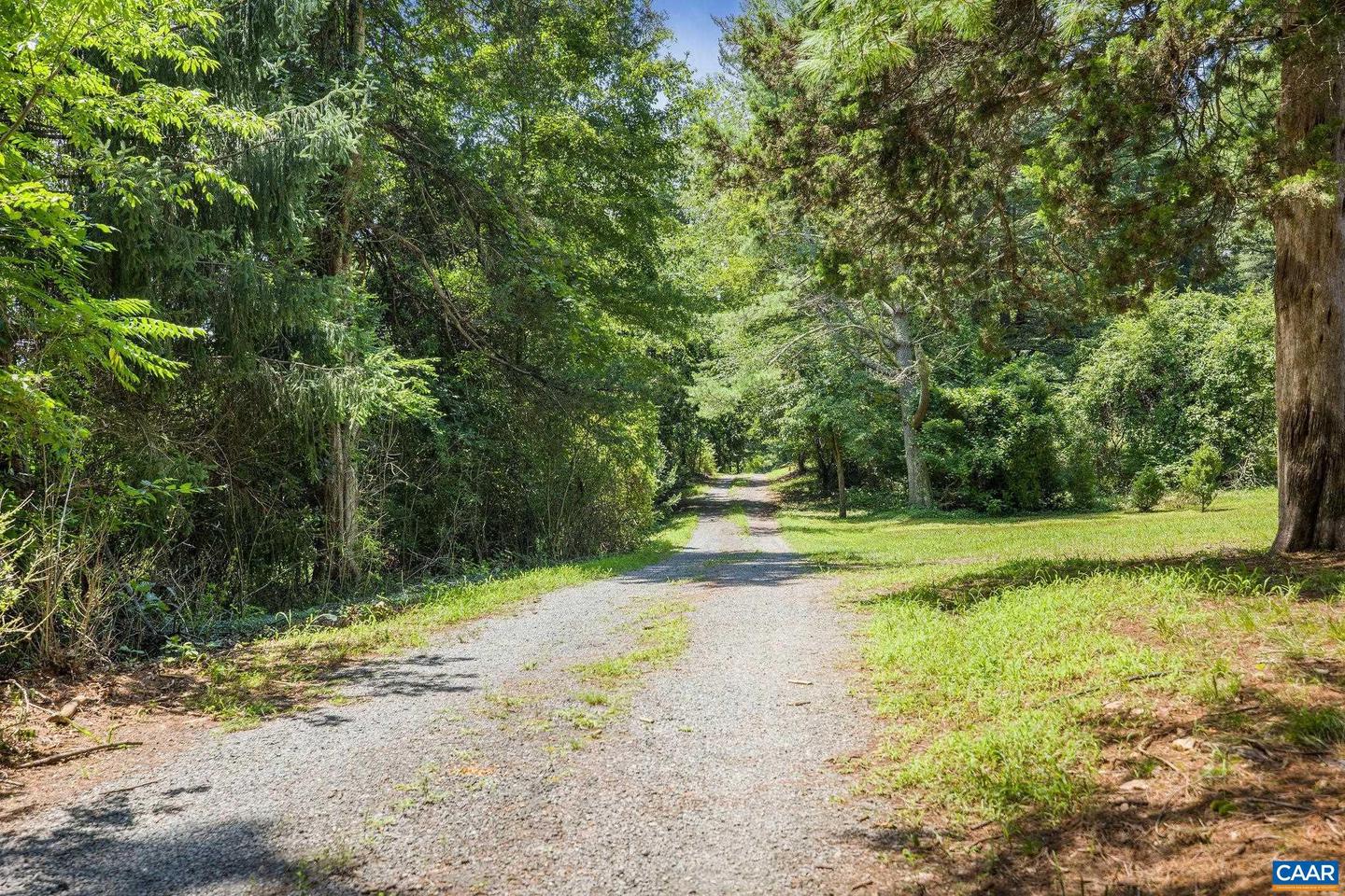 3962 IVY RD, CHARLOTTESVILLE, Virginia 22903, 2 Bedrooms Bedrooms, ,1 BathroomBathrooms,Residential,For sale,3962 IVY RD,667047 MLS # 667047