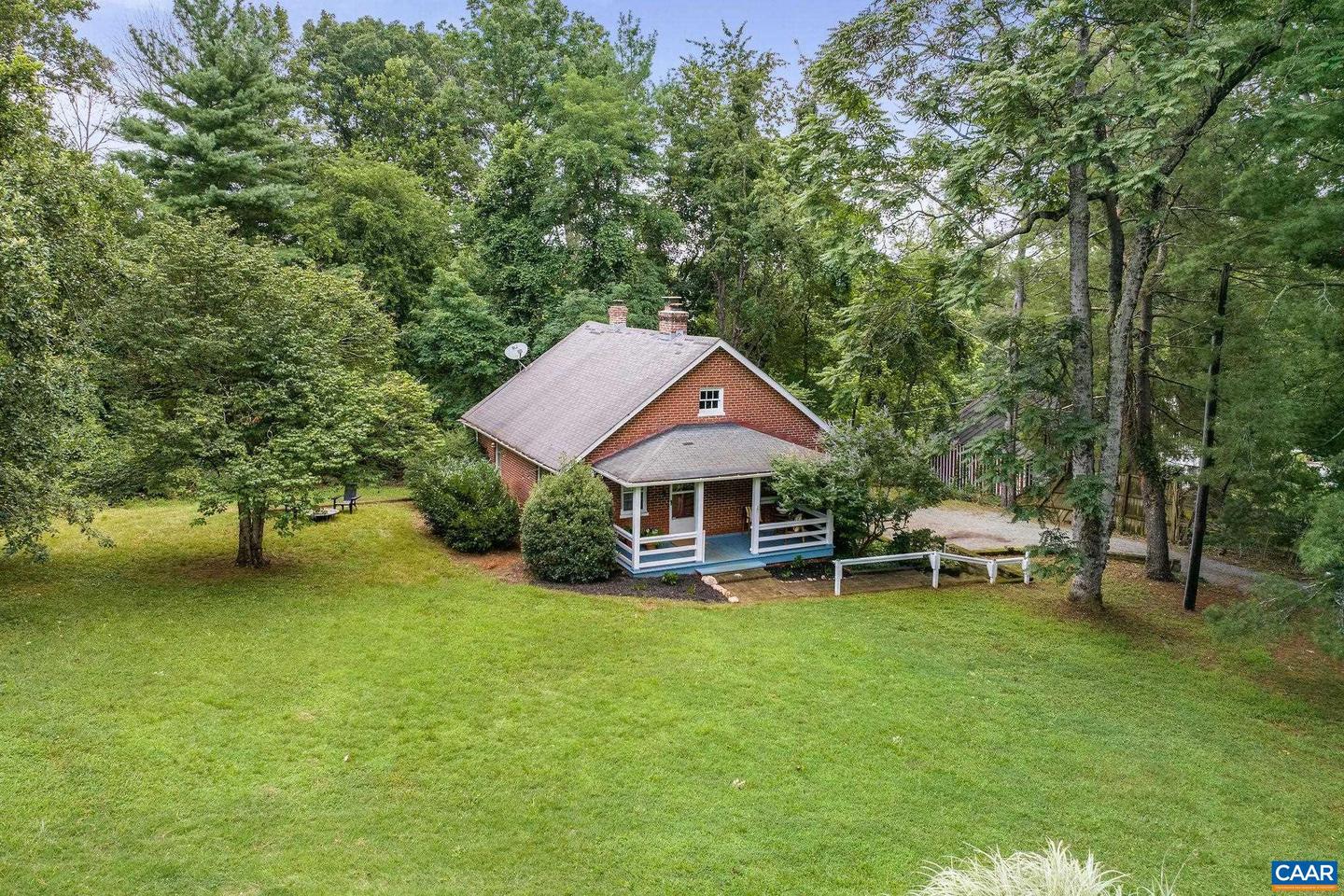 3962 IVY RD, CHARLOTTESVILLE, Virginia 22903, 2 Bedrooms Bedrooms, ,1 BathroomBathrooms,Residential,For sale,3962 IVY RD,667047 MLS # 667047