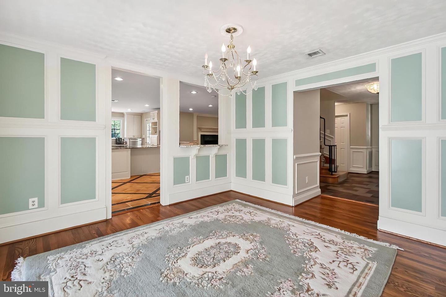 12118 DUMFRIES RD, MANASSAS, Virginia 20112, 6 Bedrooms Bedrooms, ,3 BathroomsBathrooms,Residential,For sale,12118 DUMFRIES RD,VAPW2099838 MLS # VAPW2099838