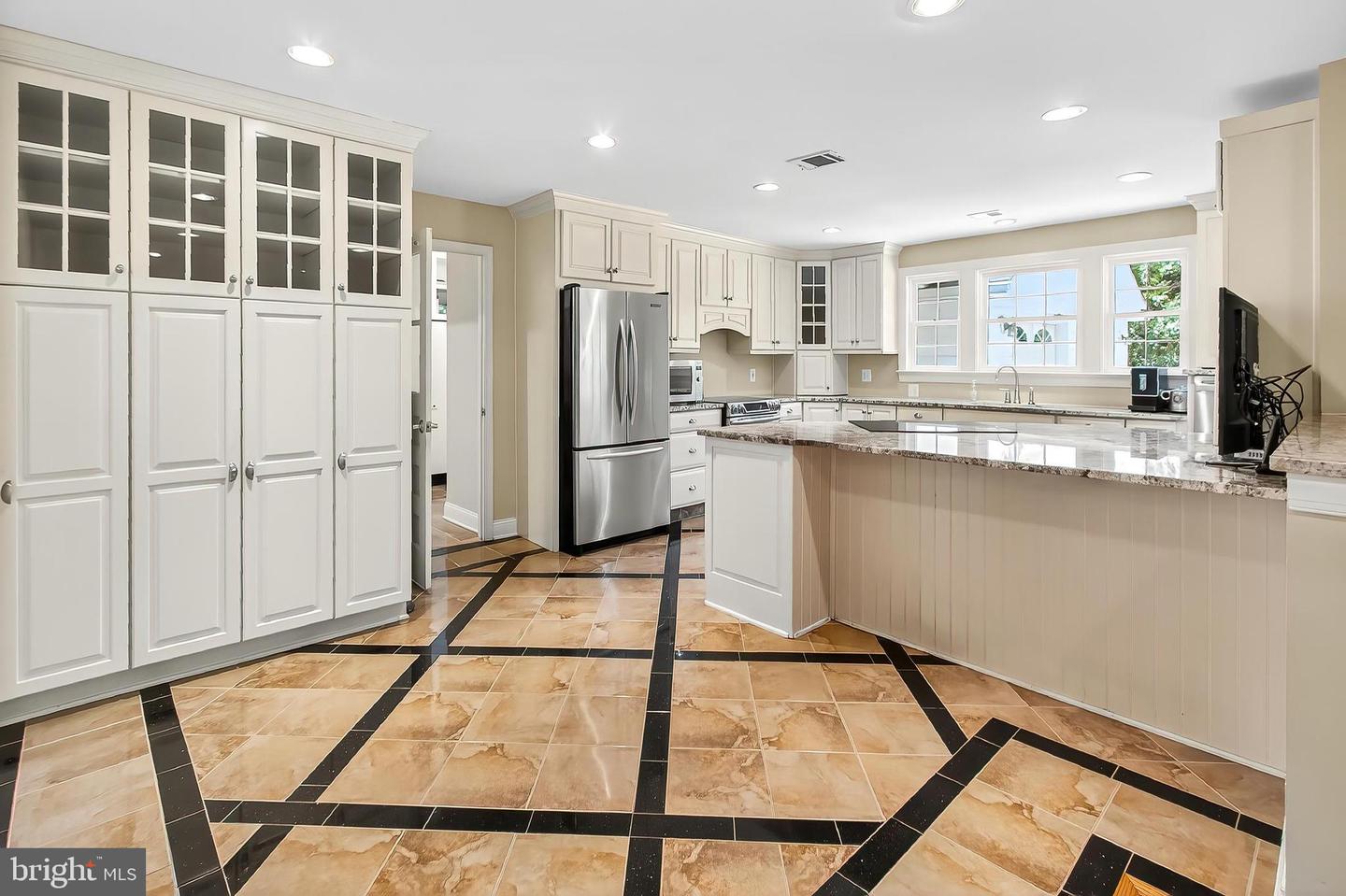 12118 DUMFRIES RD, MANASSAS, Virginia 20112, 6 Bedrooms Bedrooms, ,3 BathroomsBathrooms,Residential,For sale,12118 DUMFRIES RD,VAPW2099838 MLS # VAPW2099838