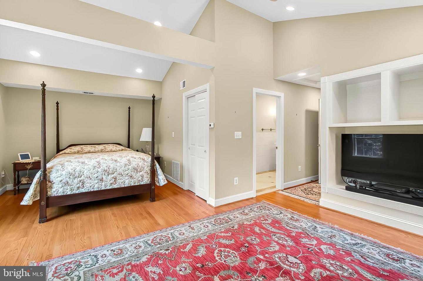 12118 DUMFRIES RD, MANASSAS, Virginia 20112, 6 Bedrooms Bedrooms, ,3 BathroomsBathrooms,Residential,For sale,12118 DUMFRIES RD,VAPW2099838 MLS # VAPW2099838