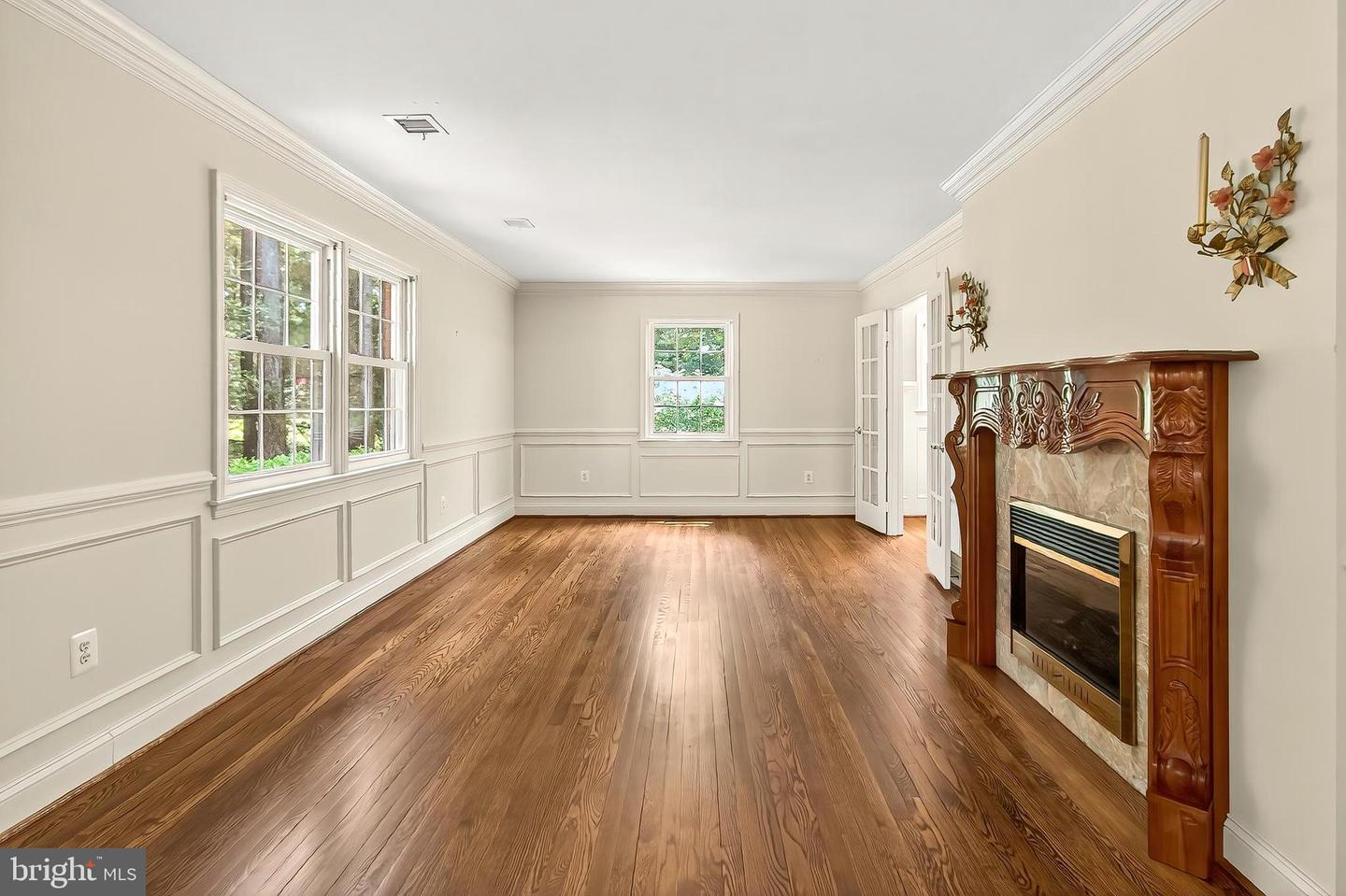 12118 DUMFRIES RD, MANASSAS, Virginia 20112, 6 Bedrooms Bedrooms, ,3 BathroomsBathrooms,Residential,For sale,12118 DUMFRIES RD,VAPW2099838 MLS # VAPW2099838