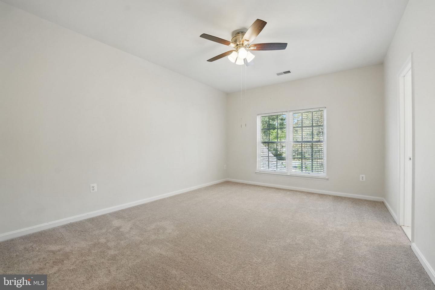 11402 CHIVALRY CHASE LN, SPOTSYLVANIA, Virginia 22551, 4 Bedrooms Bedrooms, ,4 BathroomsBathrooms,Residential,For sale,11402 CHIVALRY CHASE LN,VASP2034888 MLS # VASP2034888