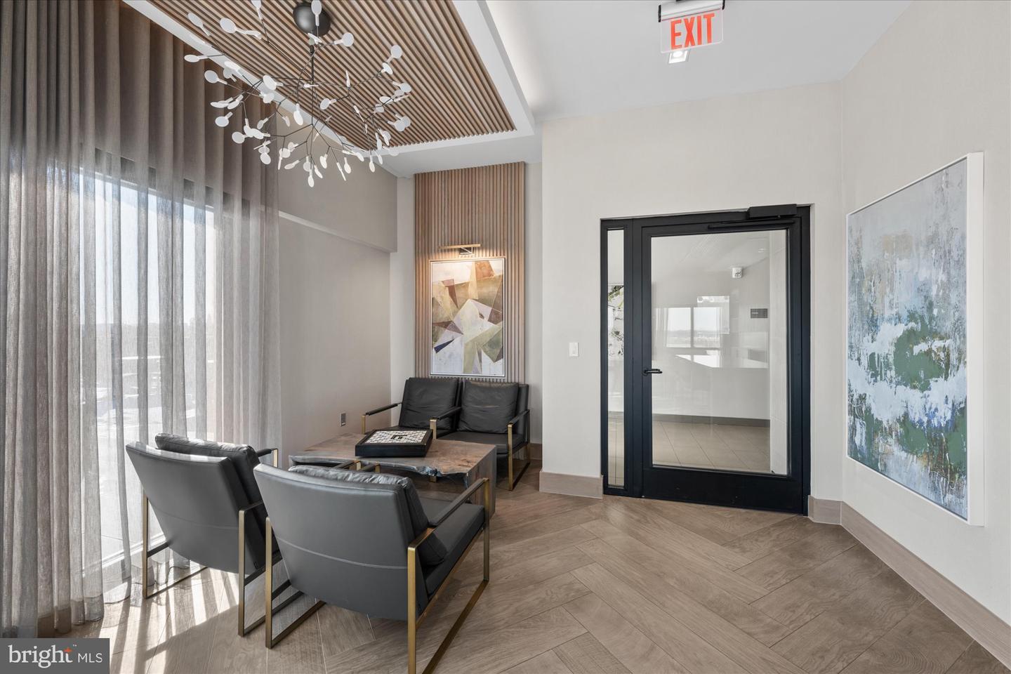 737 SWANN AVE #212, ALEXANDRIA, Virginia 22301, 2 Bedrooms Bedrooms, ,2 BathroomsBathrooms,Residential,For sale,737 SWANN AVE #212,VAAX2047800 MLS # VAAX2047800