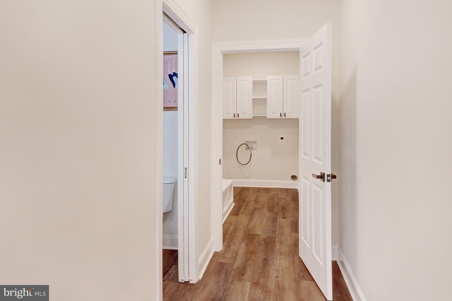 913 SYLVANIA AVE, FREDERICKSBURG, Virginia 22401, 5 Bedrooms Bedrooms, ,4 BathroomsBathrooms,Residential,For sale,913 SYLVANIA AVE,VAFB2008638 MLS # VAFB2008638
