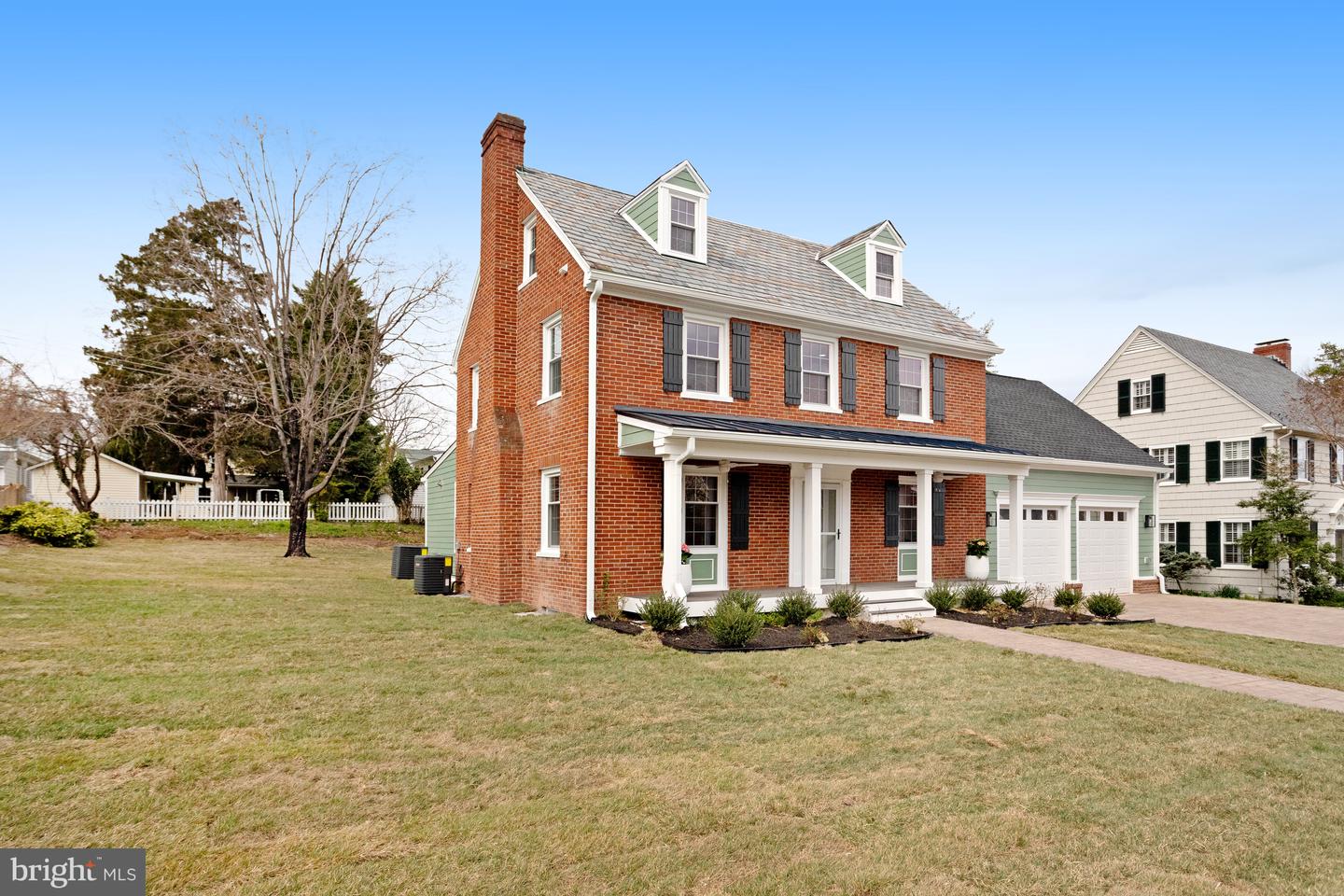 913 SYLVANIA AVE, FREDERICKSBURG, Virginia 22401, 5 Bedrooms Bedrooms, ,4 BathroomsBathrooms,Residential,For sale,913 SYLVANIA AVE,VAFB2008638 MLS # VAFB2008638