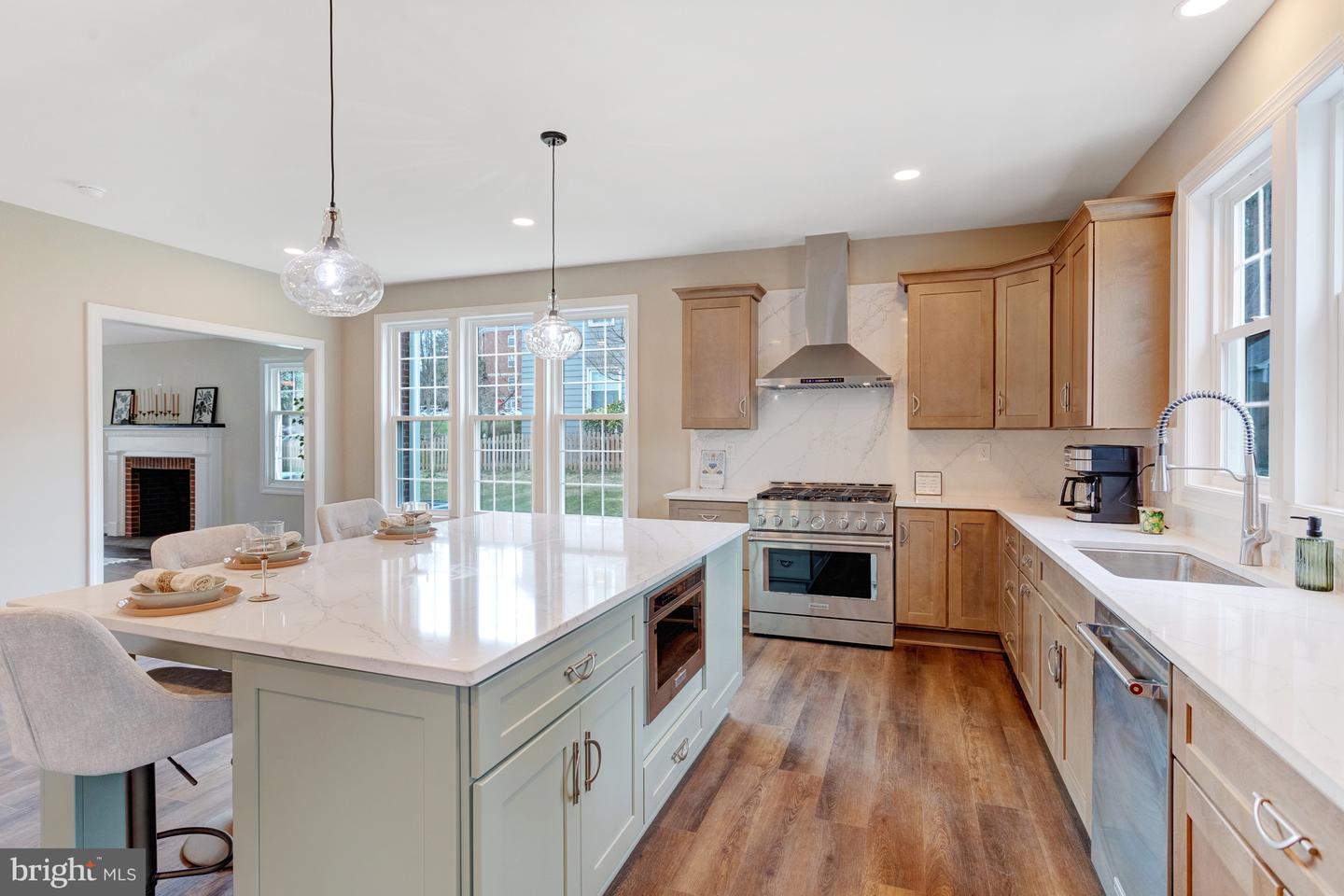 913 SYLVANIA AVE, FREDERICKSBURG, Virginia 22401, 5 Bedrooms Bedrooms, ,4 BathroomsBathrooms,Residential,For sale,913 SYLVANIA AVE,VAFB2008638 MLS # VAFB2008638