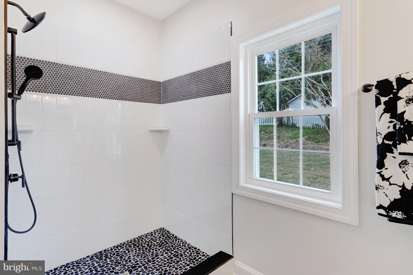 913 SYLVANIA AVE, FREDERICKSBURG, Virginia 22401, 5 Bedrooms Bedrooms, ,4 BathroomsBathrooms,Residential,For sale,913 SYLVANIA AVE,VAFB2008638 MLS # VAFB2008638