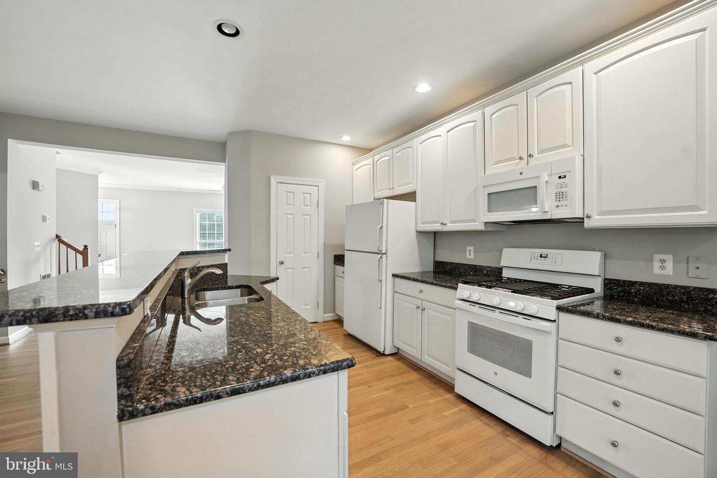 14399 FOWLERS MILL DR, GAINESVILLE, Virginia 20155, 3 Bedrooms Bedrooms, ,3 BathroomsBathrooms,Residential,For sale,14399 FOWLERS MILL DR,VAPW2099864 MLS # VAPW2099864