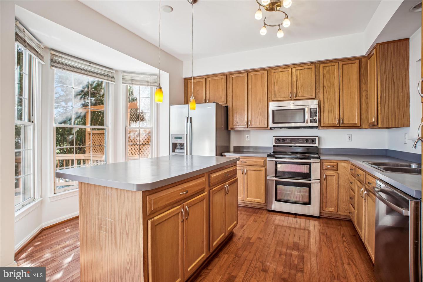 6319 FRANCONIA COMMONS DR, ALEXANDRIA, Virginia 22310, 3 Bedrooms Bedrooms, ,2 BathroomsBathrooms,Residential,For sale,6319 FRANCONIA COMMONS DR,VAFX2239380 MLS # VAFX2239380