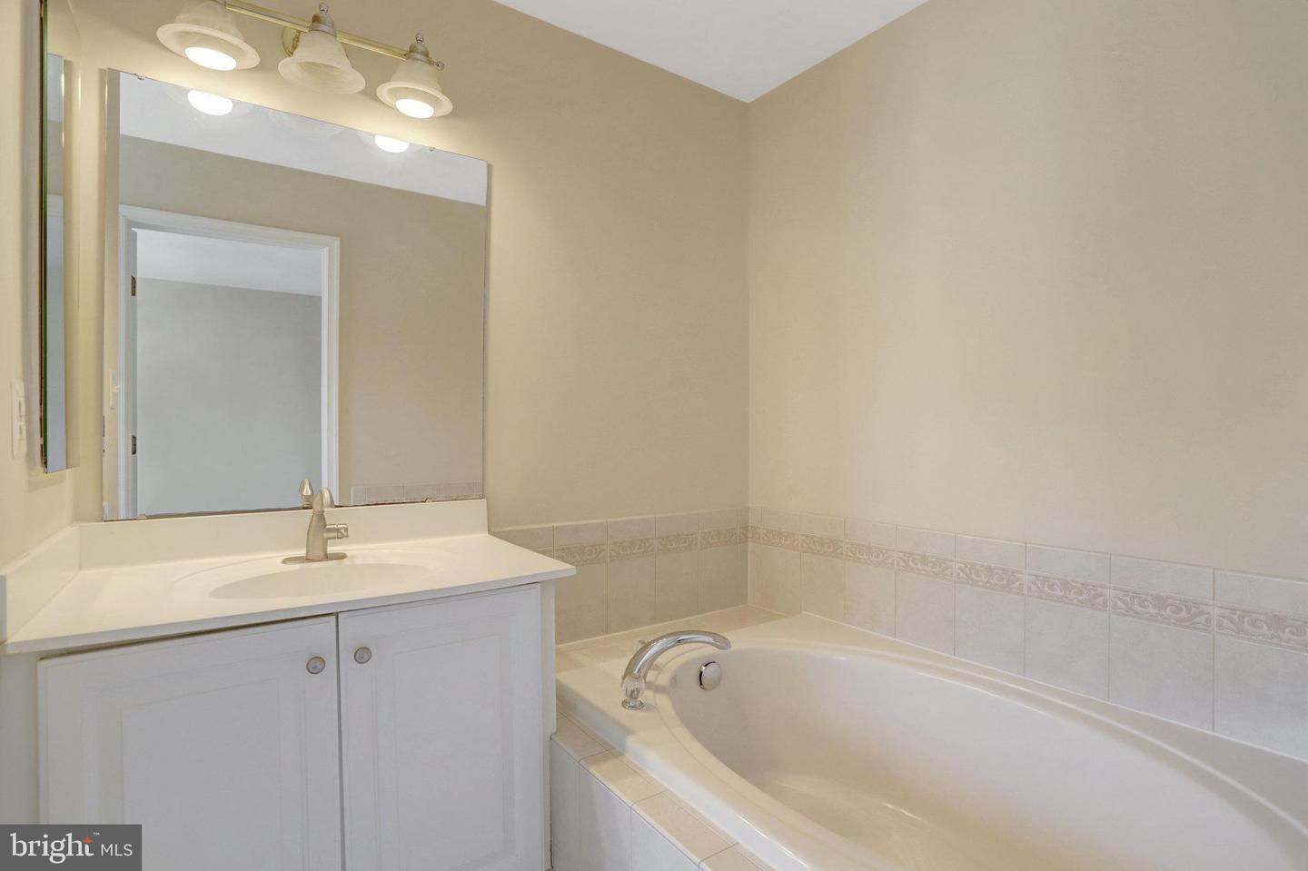 3504 ELLERY CIR, FALLS CHURCH, Virginia 22041, 3 Bedrooms Bedrooms, ,3 BathroomsBathrooms,Residential,For sale,3504 ELLERY CIR,VAFX2256394 MLS # VAFX2256394