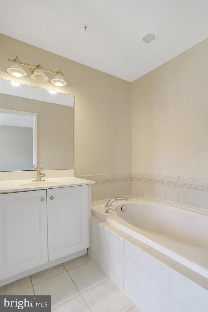 3504 ELLERY CIR, FALLS CHURCH, Virginia 22041, 3 Bedrooms Bedrooms, ,3 BathroomsBathrooms,Residential,For sale,3504 ELLERY CIR,VAFX2256394 MLS # VAFX2256394
