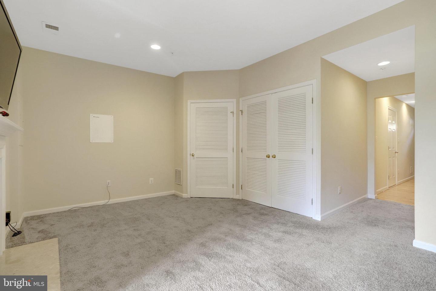 3504 ELLERY CIR, FALLS CHURCH, Virginia 22041, 3 Bedrooms Bedrooms, ,3 BathroomsBathrooms,Residential,For sale,3504 ELLERY CIR,VAFX2256394 MLS # VAFX2256394