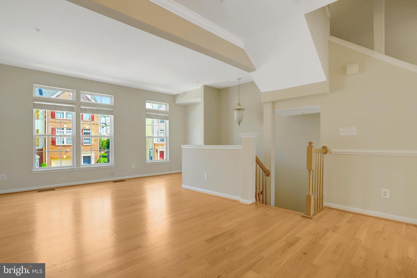 3504 ELLERY CIR, FALLS CHURCH, Virginia 22041, 3 Bedrooms Bedrooms, ,3 BathroomsBathrooms,Residential,For sale,3504 ELLERY CIR,VAFX2256394 MLS # VAFX2256394