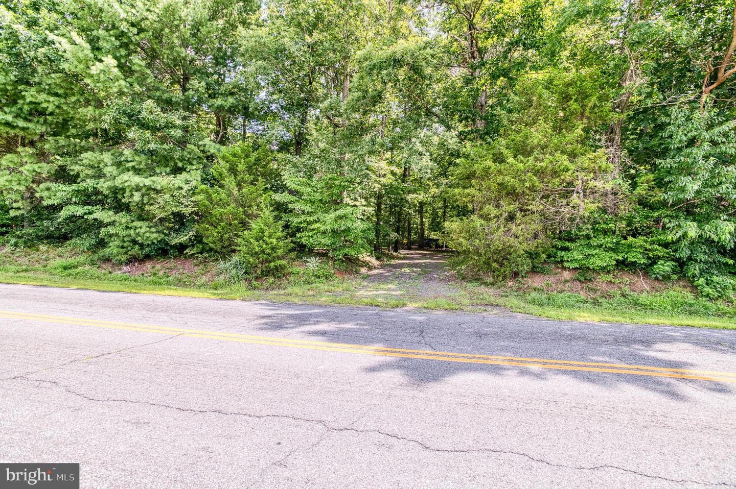 6447 WATERFORD RD, RIXEYVILLE, Virginia 22737, 3 Bedrooms Bedrooms, 13 Rooms Rooms,2 BathroomsBathrooms,Residential,For sale,6447 WATERFORD RD,VACU2011032 MLS # VACU2011032