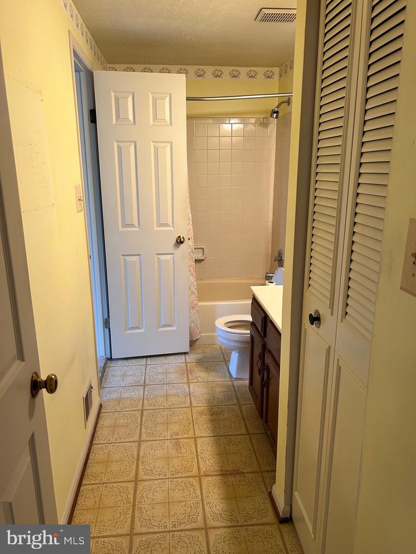 15122 ARUM PL, WOODBRIDGE, Virginia 22191, 2 Bedrooms Bedrooms, ,1 BathroomBathrooms,Residential,For sale,15122 ARUM PL,VAPW2099870 MLS # VAPW2099870