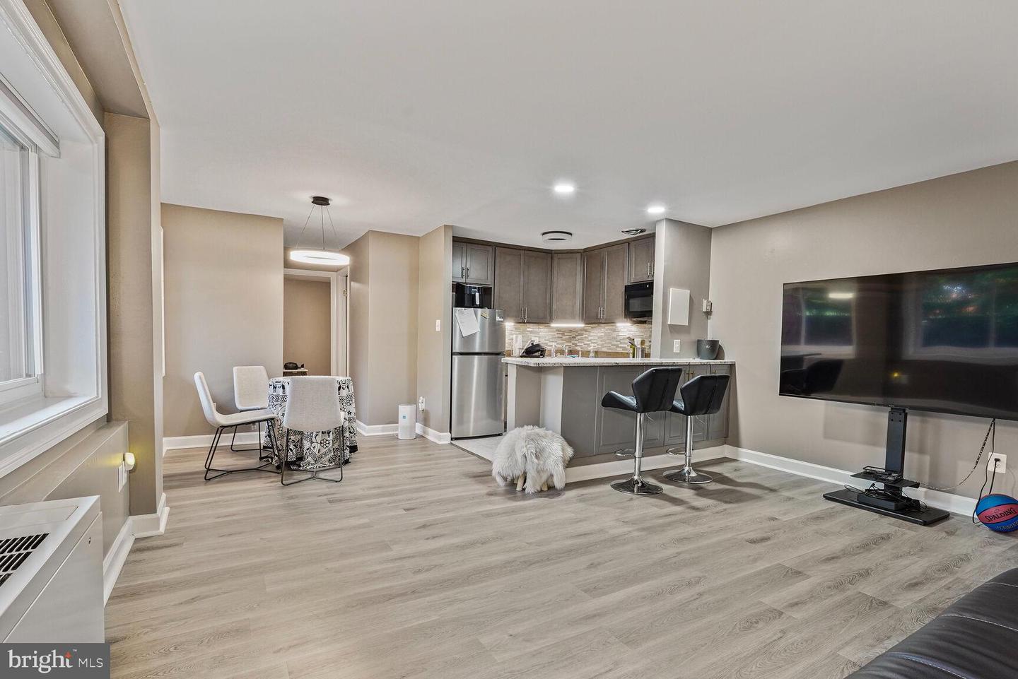 1509 S GEORGE MASON DR #1, ARLINGTON, Virginia 22204, 1 Bedroom Bedrooms, ,1 BathroomBathrooms,Residential,For sale,1509 S GEORGE MASON DR #1,VAAR2061314 MLS # VAAR2061314
