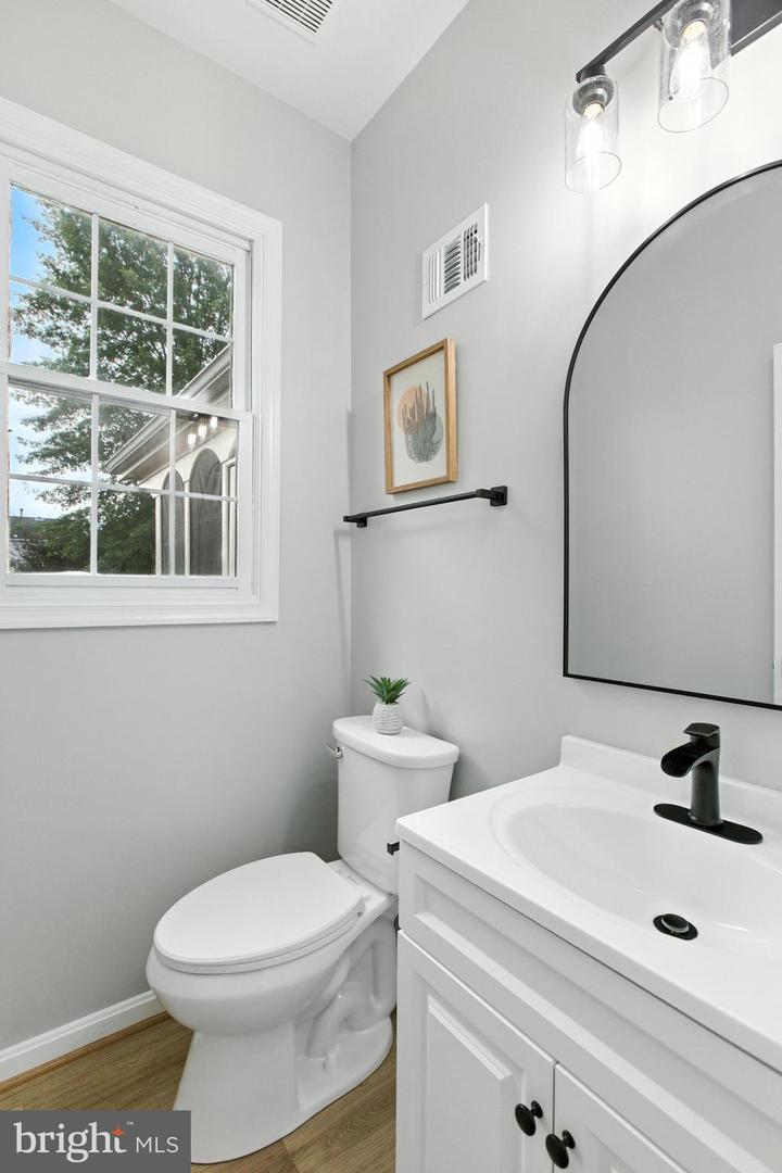 8645 BECK LN, MANASSAS, Virginia 20110, 4 Bedrooms Bedrooms, ,3 BathroomsBathrooms,Residential,For sale,8645 BECK LN,VAMN2009072 MLS # VAMN2009072