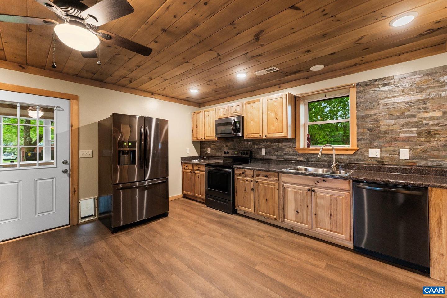 1507 HEWITT RD, SWOOPE, Virginia 24479, 3 Bedrooms Bedrooms, ,1 BathroomBathrooms,Residential,For sale,1507 HEWITT RD,664376 MLS # 664376