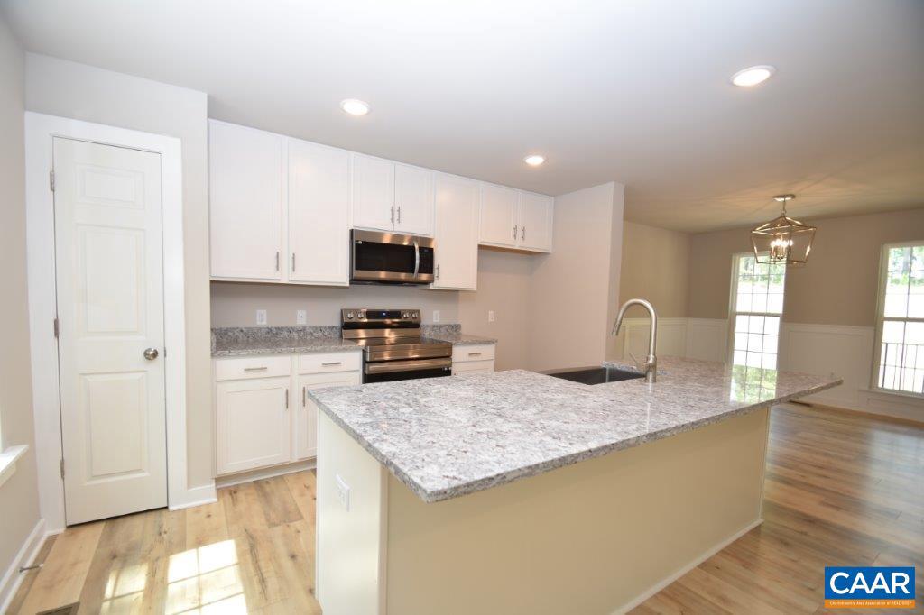 392 BANNISTER TOWN RD, LOUISA, Virginia 23093, 3 Bedrooms Bedrooms, ,2 BathroomsBathrooms,Residential,For sale,392 BANNISTER TOWN RD,667069 MLS # 667069