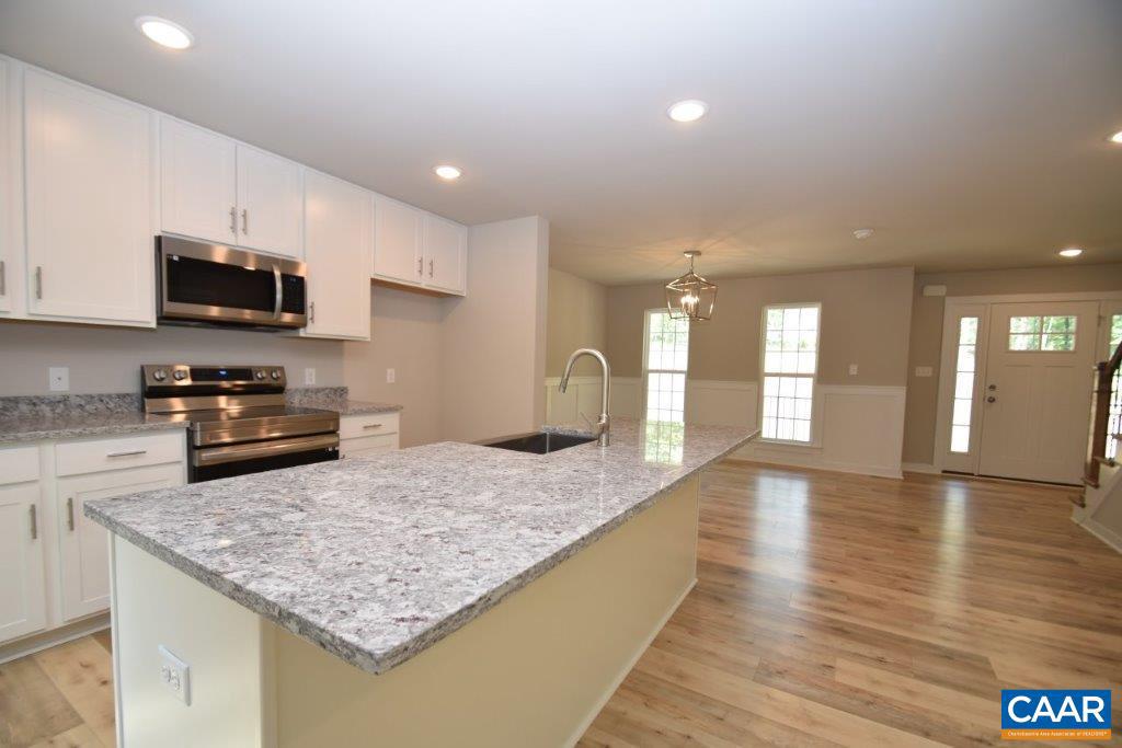 392 BANNISTER TOWN RD, LOUISA, Virginia 23093, 3 Bedrooms Bedrooms, ,2 BathroomsBathrooms,Residential,For sale,392 BANNISTER TOWN RD,667069 MLS # 667069