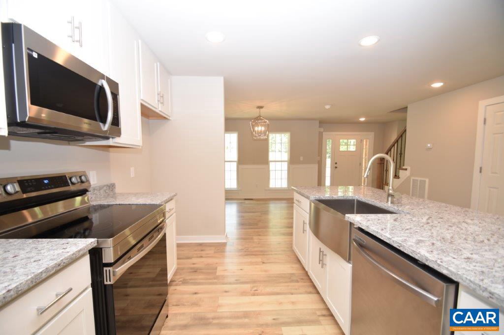 392 BANNISTER TOWN RD, LOUISA, Virginia 23093, 3 Bedrooms Bedrooms, ,2 BathroomsBathrooms,Residential,For sale,392 BANNISTER TOWN RD,667069 MLS # 667069