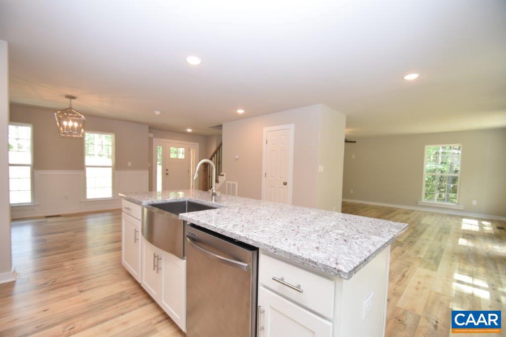 392 BANNISTER TOWN RD, LOUISA, Virginia 23093, 3 Bedrooms Bedrooms, ,2 BathroomsBathrooms,Residential,For sale,392 BANNISTER TOWN RD,667069 MLS # 667069