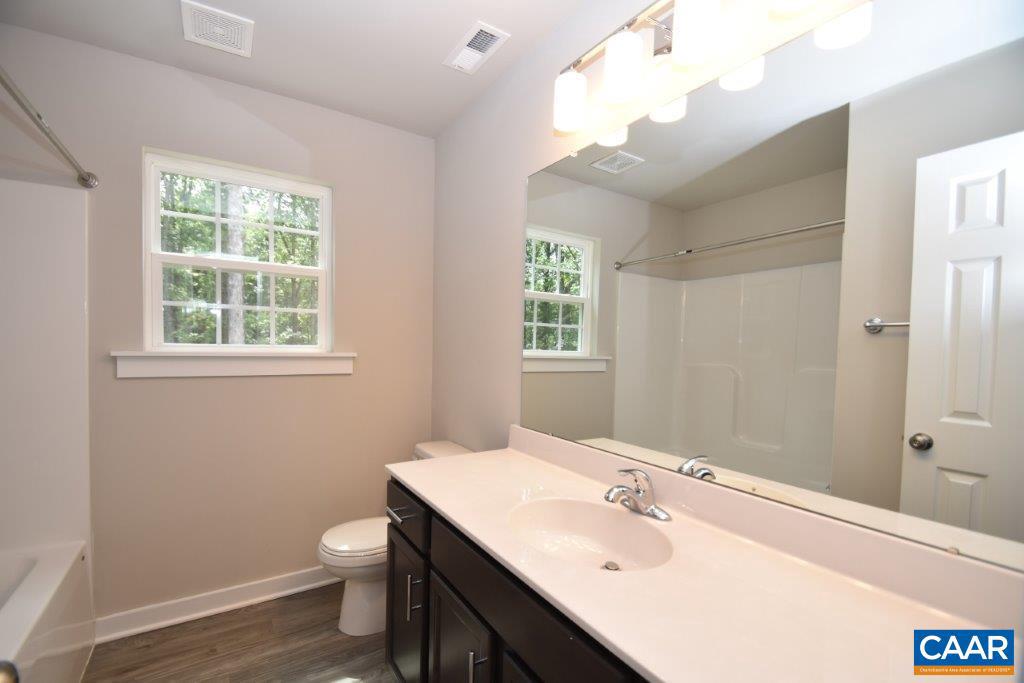 392 BANNISTER TOWN RD, LOUISA, Virginia 23093, 3 Bedrooms Bedrooms, ,2 BathroomsBathrooms,Residential,For sale,392 BANNISTER TOWN RD,667069 MLS # 667069