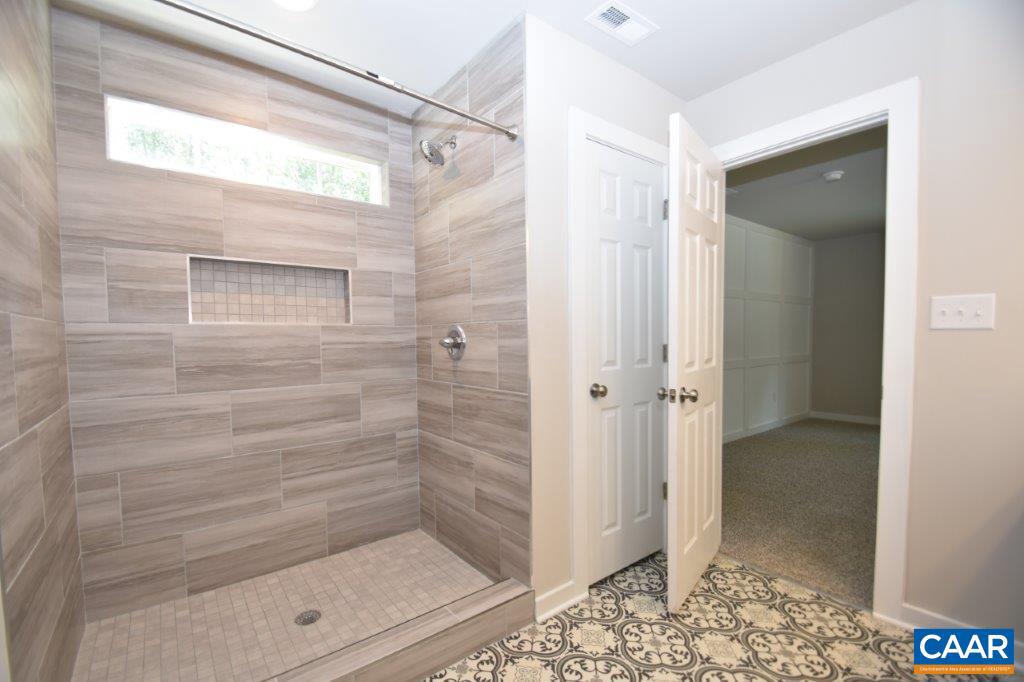 392 BANNISTER TOWN RD, LOUISA, Virginia 23093, 3 Bedrooms Bedrooms, ,2 BathroomsBathrooms,Residential,For sale,392 BANNISTER TOWN RD,667069 MLS # 667069