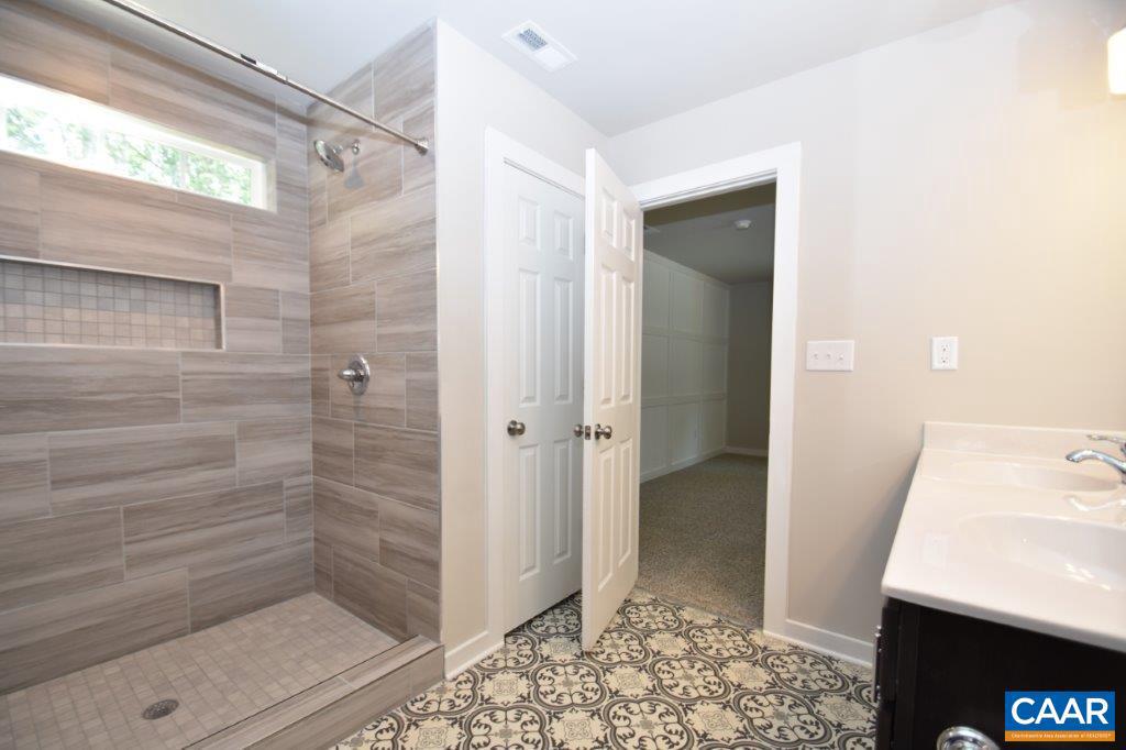 392 BANNISTER TOWN RD, LOUISA, Virginia 23093, 3 Bedrooms Bedrooms, ,2 BathroomsBathrooms,Residential,For sale,392 BANNISTER TOWN RD,667069 MLS # 667069